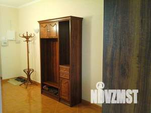 Дом 300м&sup2;, 4-этажный, посуточно, 