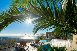 Дом 250м², 2-этажный, посуточно, 