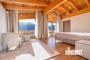 Дом 300м², 3-этажный, участок 7 сот.  