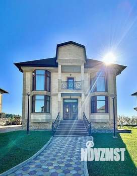 Дом 300м², 2-этажный, участок 8 сот.  