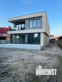 Дом 300м&sup2;, 2-этажный, участок 8 сот.  