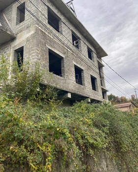 Дом 610м², 3-этажный, участок 6 сот.  