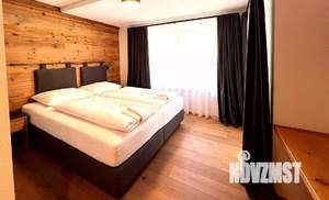 Дом 246м², 3-этажный, участок 6 сот.  