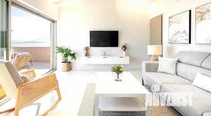 Дом 250м², 2-этажный, участок 6 сот.  