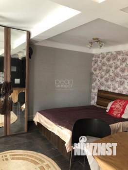 Дом 180м², 3-этажный, участок 4 сот.  