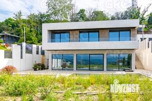 Дом 410м², 2-этажный, участок 9 сот.  