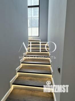 Дом 240м², 2-этажный, участок 4 сот.  