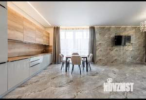 Дом 170м&sup2;, 3-этажный, участок 3 сот.  