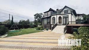 Коттедж 240м², 2-этажный, участок 7 сот.  