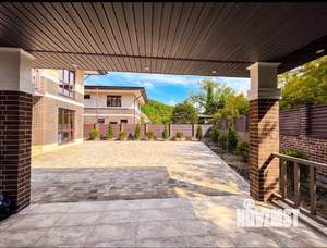 Дом 195м&sup2;, 2-этажный, участок 6 сот.  