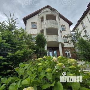 Дом 360м², 3-этажный, участок 7 сот.  