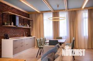 Коттедж 204м², 3-этажный, участок 3 сот.  