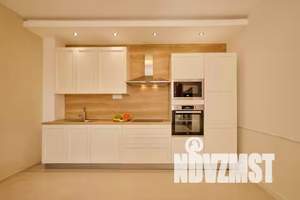 Дом 180м², 2-этажный, участок 7 сот.  