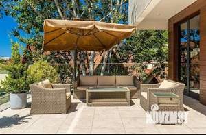 Дом 300м&sup2;, 2-этажный, участок 8 сот.  