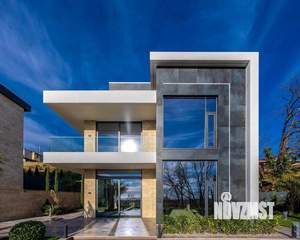 Дом 356м², 3-этажный, участок 6 сот.  