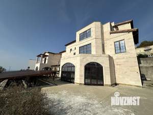 Коттедж 1200м&sup2;, 3-этажный, участок 23 сот.  