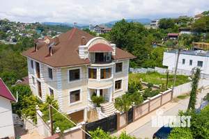 Дом 550м², 4-этажный, участок 9 сот.  