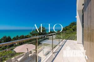 Дом 360м², 2-этажный, участок 5 сот.  