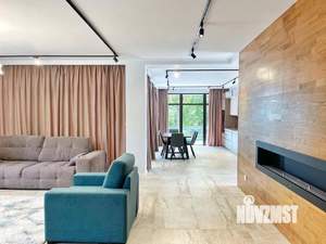 Дом 250м², 2-этажный, участок 8 сот.  