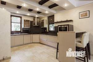 Дом 550м², 2-этажный, участок 6 сот.  