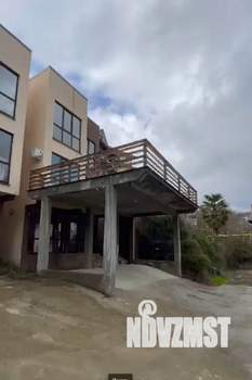 Дом 200м², 3-этажный, участок 2 сот.  