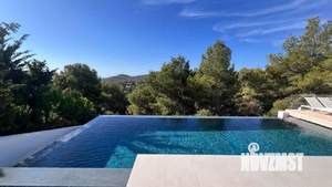 Коттедж 239м², 3-этажный, участок 3 сот.  