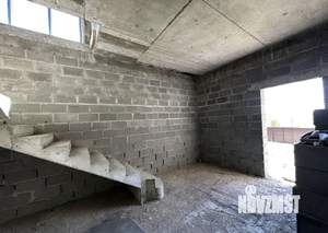 Дом 180м², 2-этажный, участок 5 сот.  