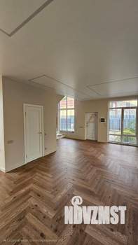 Дом 115м², 2-этажный, участок 3 сот.  