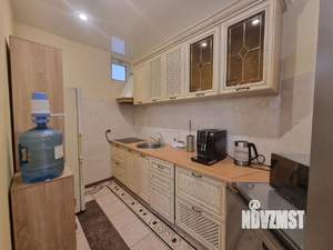 Дом 550м², 4-этажный, участок 20 сот.  