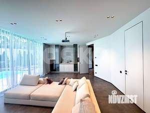 Дом 840м², 3-этажный, участок 10 сот.  