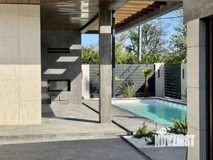 Коттедж 320м², 2-этажный, участок 7 сот.  