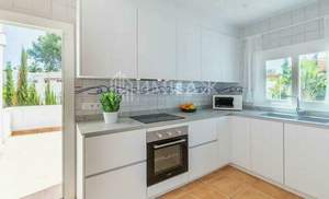 Дом 320м², 2-этажный, участок 10 сот.  
