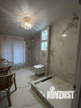 Дом 160м&sup2;, 2-этажный, участок 4 сот.  