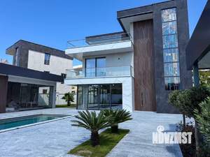 Дом 260м&sup2;, 2-этажный, участок 6 сот.  