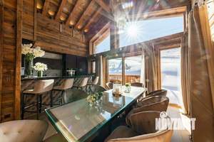 Дом 370м², 3-этажный, участок 10 сот.  