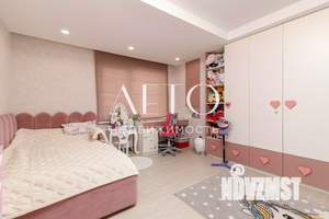 Дом 300м&sup2;, 2-этажный, участок 7 сот.  