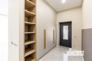 Дом 205м², 2-этажный, участок 6 сот.  