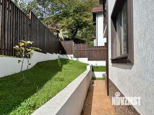 Дом 256м², 3-этажный, участок 7 сот.  