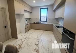 Дом 180м², 2-этажный, участок 5 сот.  