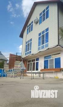 Дом 140м&sup2;, 3-этажный, участок 4 сот.  