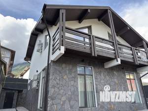 Дом 220м², 2-этажный, участок 4 сот.  