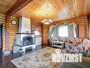 Дом 340м², 3-этажный, участок 10 сот.  