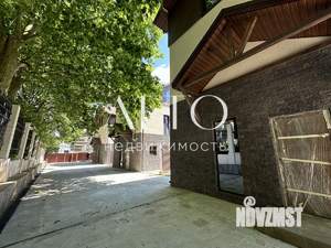 Дом 201м², 3-этажный, участок 4 сот.  