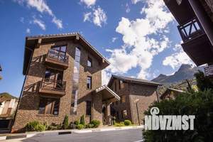 Коттедж 204м², 3-этажный, участок 4 сот.  