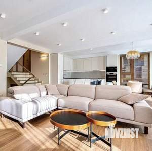 Дом 300м², 2-этажный, участок 6 сот.  