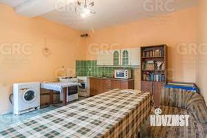 Дом 530м², 3-этажный, участок 8 сот.  