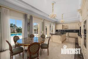 Дом 400м², 2-этажный, участок 15 сот.  