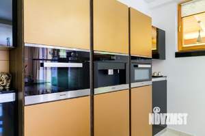 Дом 500м², 3-этажный, участок 12 сот.  