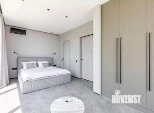 Коттедж 220м², 2-этажный, участок 6 сот.  