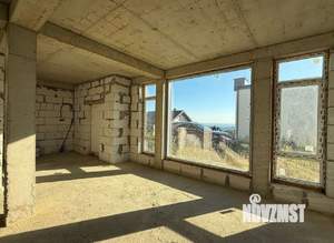 Дом 215м², 8-этажный, участок 4 сот.  